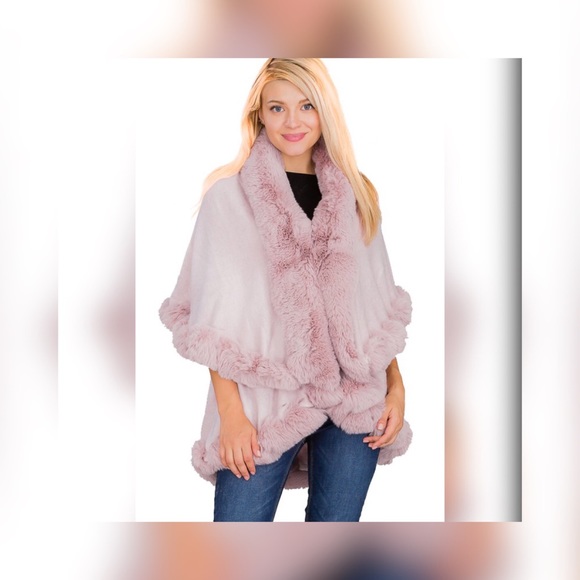 Great Gift Valentine Pink Luxurious Faux Fur Coat - Picture 6 of 11
